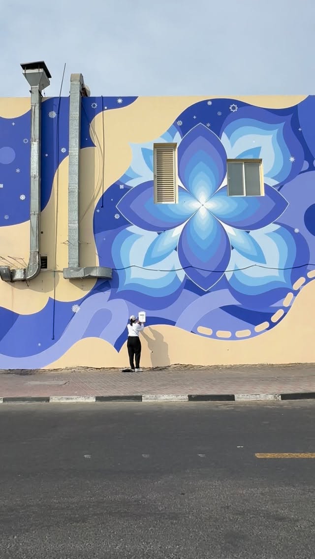 ［Voices of Al Aziziyah./ DOHA, Qatar]
HITOTZUKI 2025 @sasu_lyri @kami_htzk 
Everything became part of the mural - thank you for this moment!

@worldwidewallsdoha 
@qatar_museums 

“Where the Sun, Moon, and Stars become a Spring”

#hitotzuki #mural #artinqatar